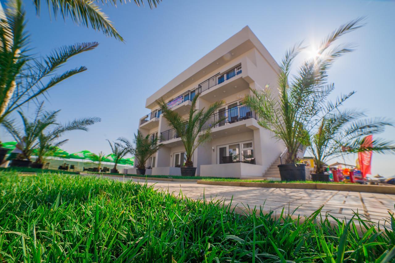 Sammos Beach Resort Navodari Bagian luar foto