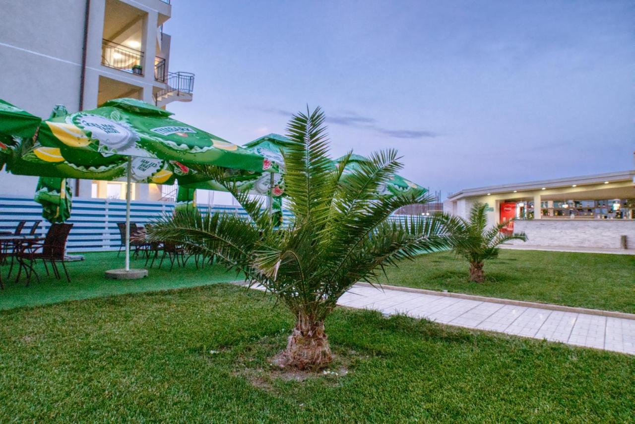 Sammos Beach Resort Navodari Bagian luar foto